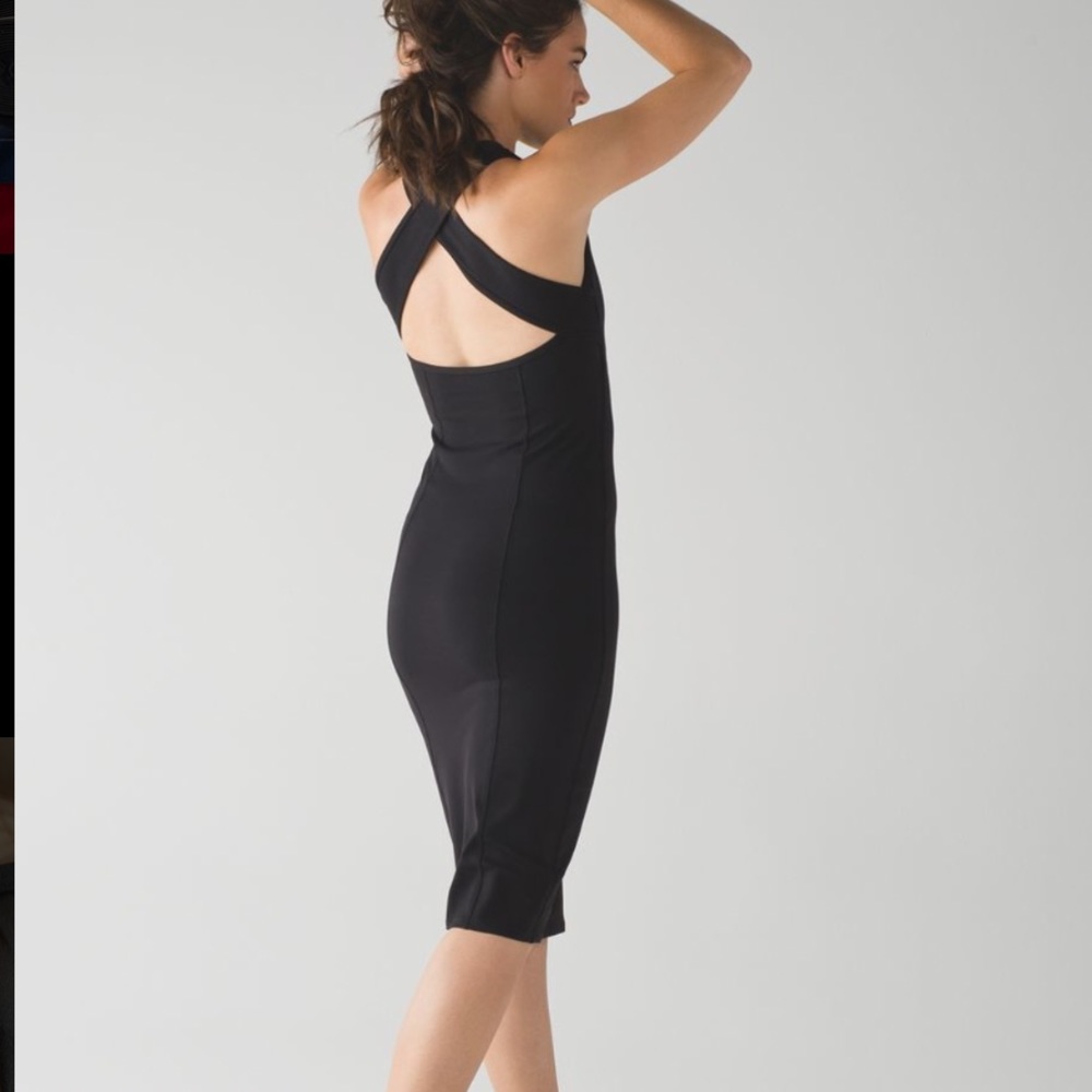 Lululemon picnic play dress black size 8